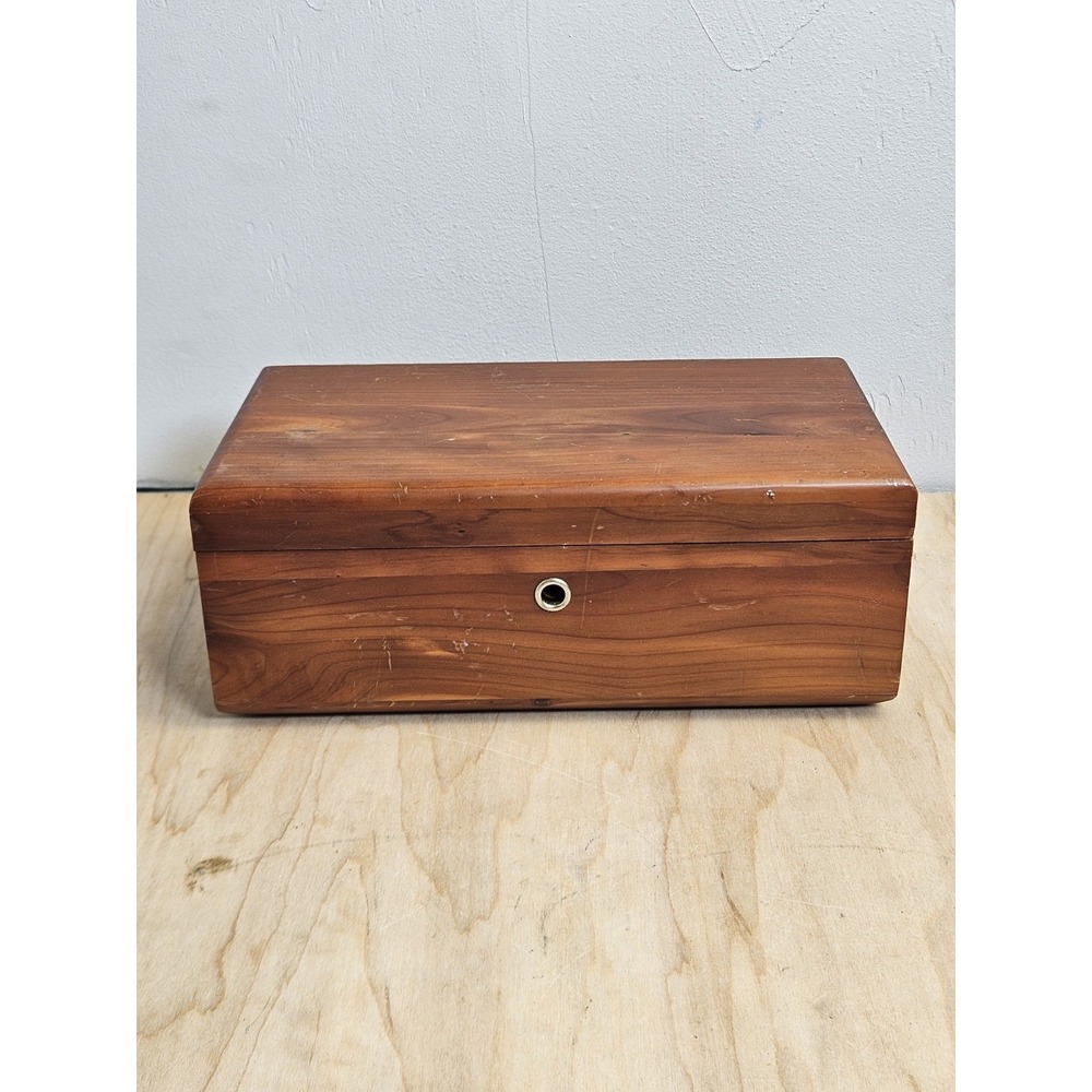 Vintage Lane Miniature Cedar Chest Jewelry Box McDaniell Furniture Co Altavista